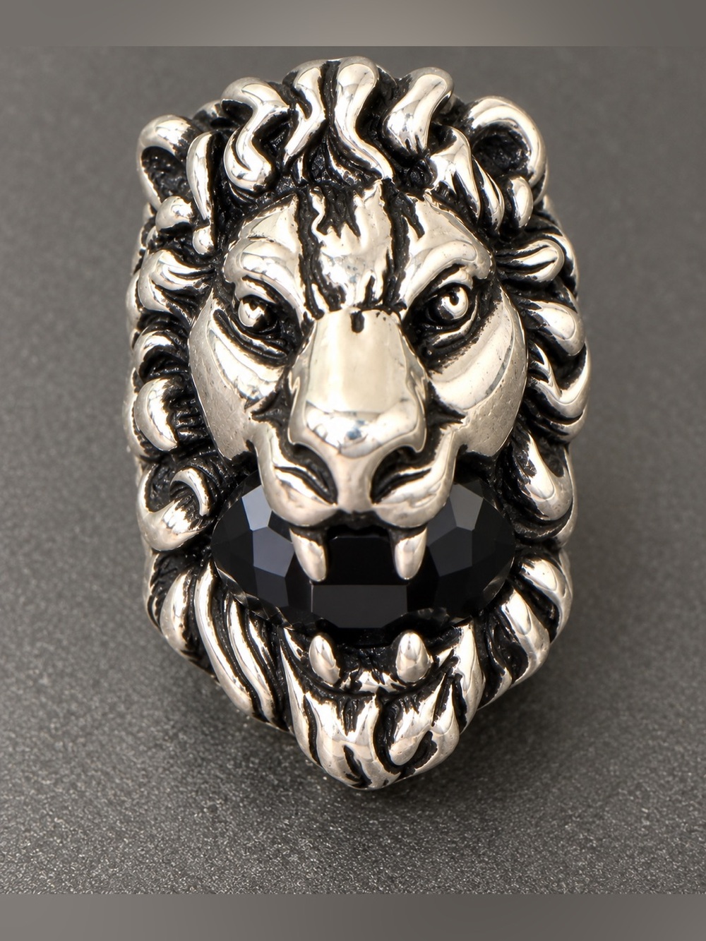 Gucci Silver-Tone Lion Head Ring with Black Stone